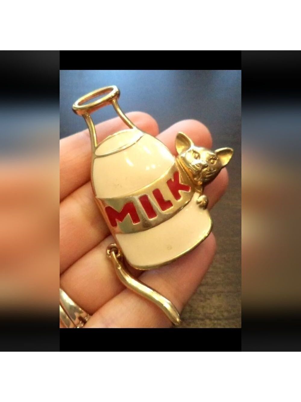 VINTAGE ESTATE MILK BOTTLE & CAT 2 3/4" BROOCH GREAT CONDITION